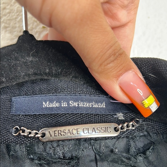 Versace Classic Black Men's Coat size XL (frayed sleeve) - Picture 4 of 9